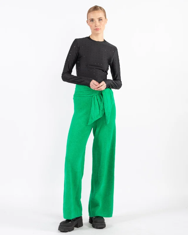 GRASS GREEN