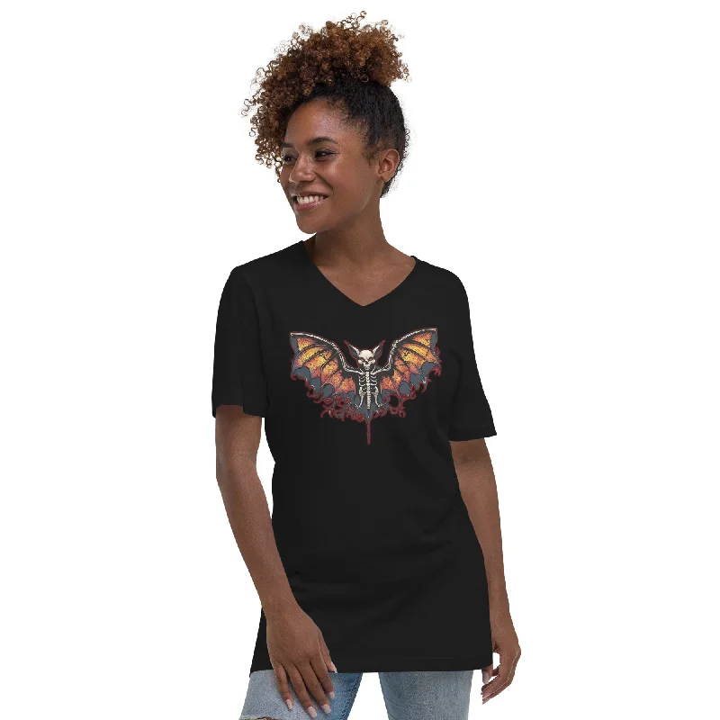 Vampire Bat Skeleton Rib Cage Halloween Short Sleeve V-Neck T-Shirt Seamless Knitted Crochet Vampire Bat Skeleton Rib Cage Halloween Short Sleeve V-Neck T-Shirt Seamless Knitted Crochet